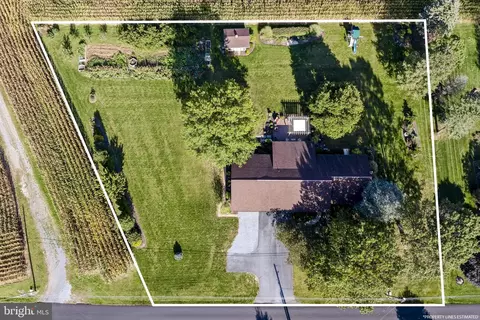 View/Area - 671 Snyder Hill Rd, Lititz, PA 17543 photo 2 of 6