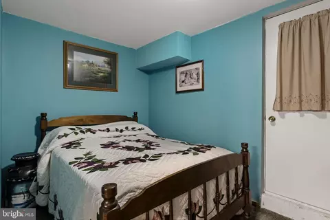 Bedroom - 671 Snyder Hill Rd, Lititz, PA 17543 photo 5 of 5