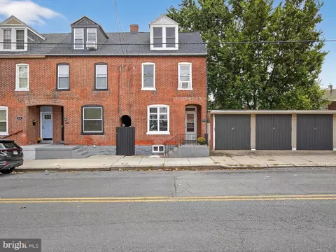 550 1st St, Lancaster, PA 17603