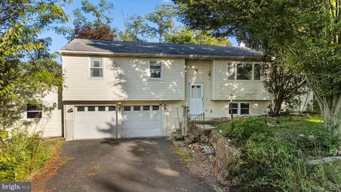751 Ferndale Rd, Mount Joy, PA 17552
