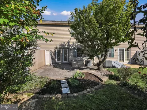 70 Pebble Creek Dr, Lititz, PA 17543 photo 23