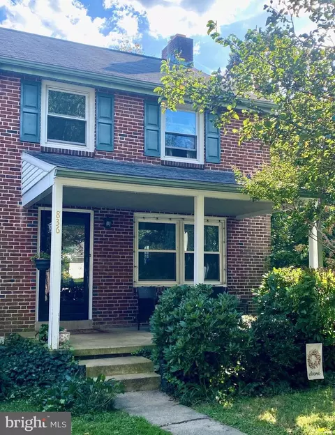 836 Helen Ave, Lancaster, PA 17601