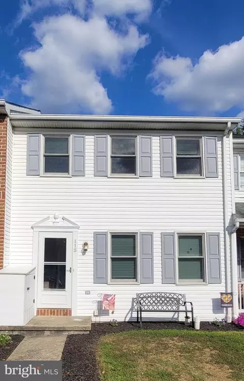 113 Sherfield Ct, Elizabethtown, PA 17022