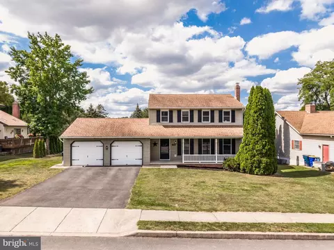 103 Lynwood St, Terre Hill, PA 17581