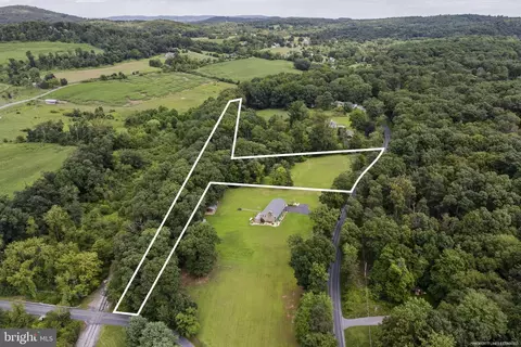 585 N Ridge Rd, Reinholds, PA 17569