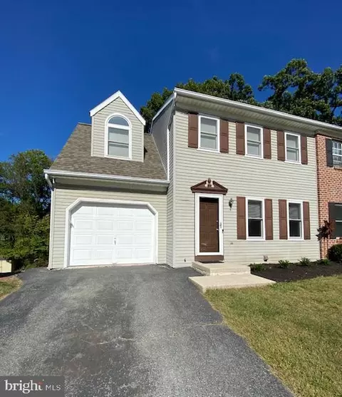 34 Park Ridge Dr, Elizabethtown, PA 17022