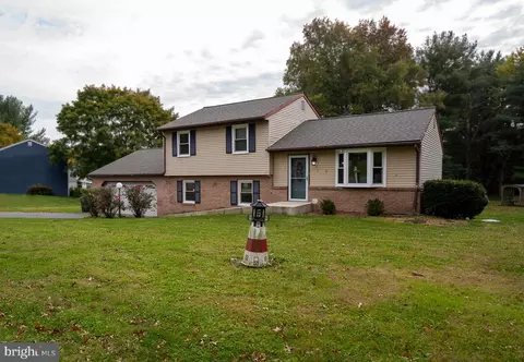 8 Sherri Ln, Lititz, PA 17543 photo 7