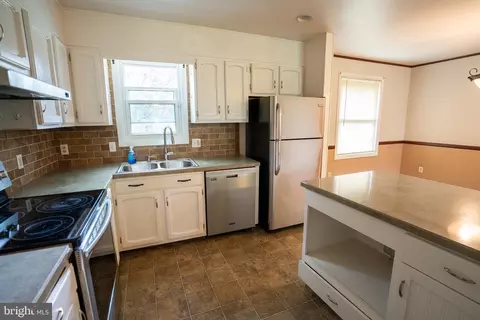 8 Sherri Ln, Lititz, PA 17543 photo 18