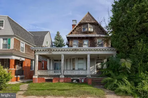 909 E King St, Lancaster, PA 17602