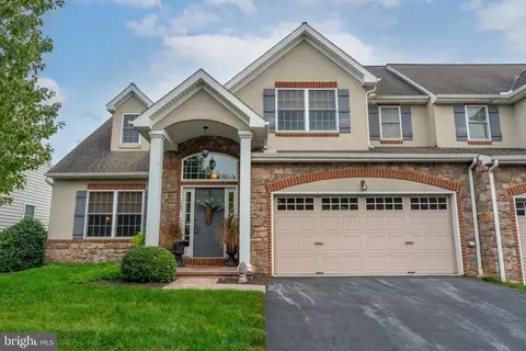 105 Baneberry Ln #55, Lititz, PA 17543