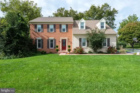 3632 Falcon Ct, Mountville, PA 17554