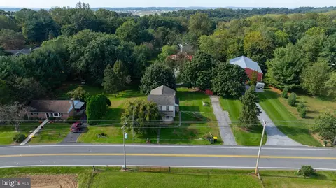 View/Area - 618 Owl Hill Rd, Lititz, PA 17543 photo 2 of 8