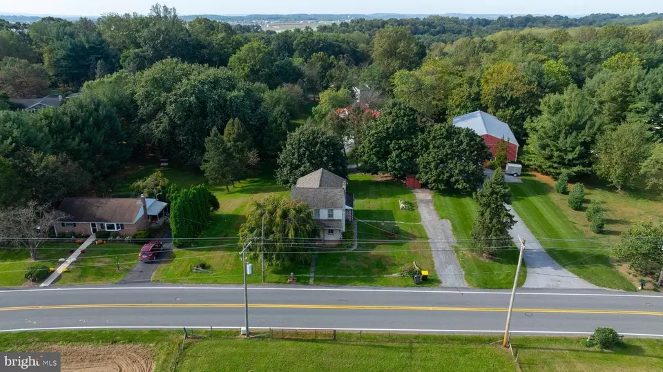 View/Area - 618 Owl Hill Rd, Lititz, PA 17543 photo 2 of 8