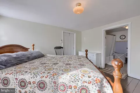 Bedroom - 618 Owl Hill Rd, Lititz, PA 17543 photo 3 of 3