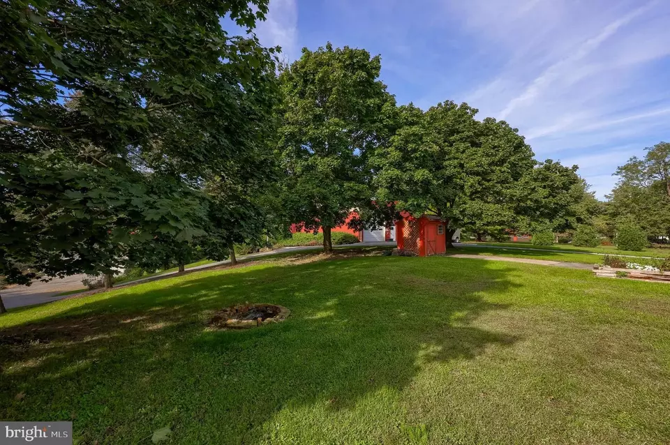 Exterior - 618 Owl Hill Rd, Lititz, PA 17543 photo 6 of 8