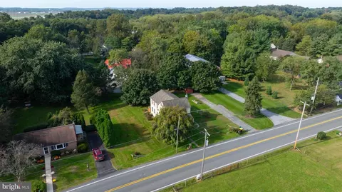 View/Area - 618 Owl Hill Rd, Lititz, PA 17543 photo 1 of 8