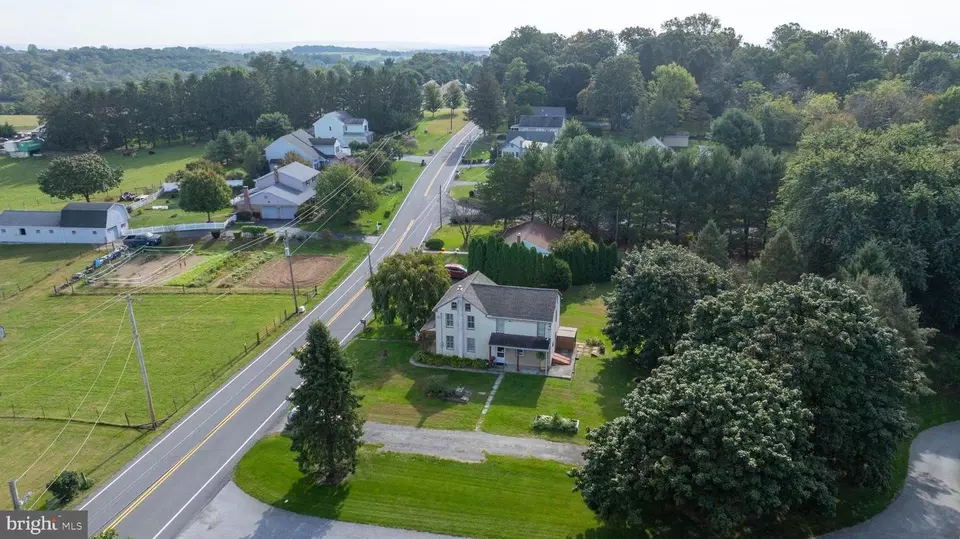 View/Area - 618 Owl Hill Rd, Lititz, PA 17543 photo 4 of 8