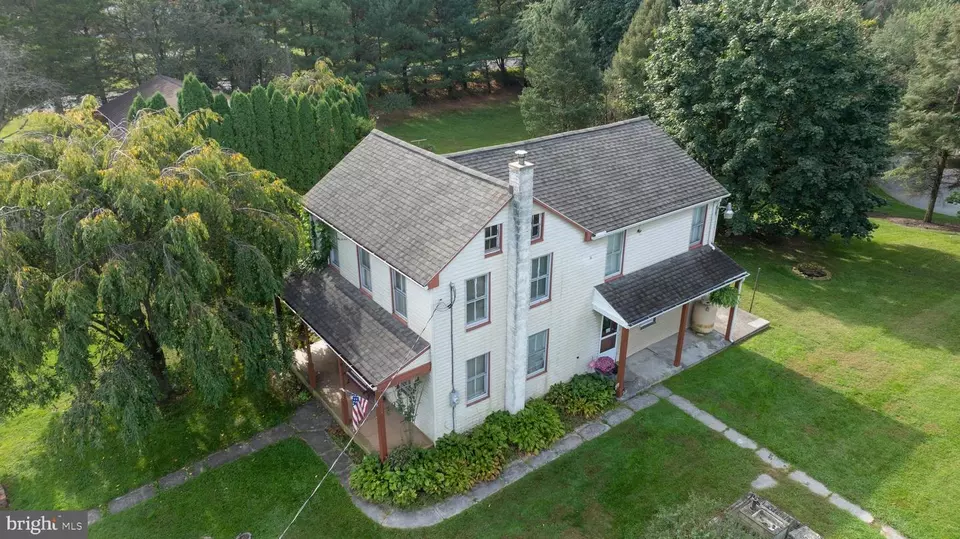 Exterior - 618 Owl Hill Rd, Lititz, PA 17543 photo 1 of 8