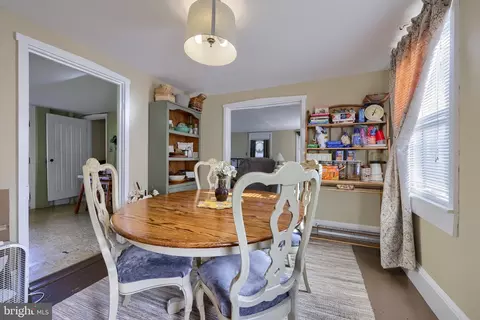 Dining - 618 Owl Hill Rd, Lititz, PA 17543 photo 2 of 2