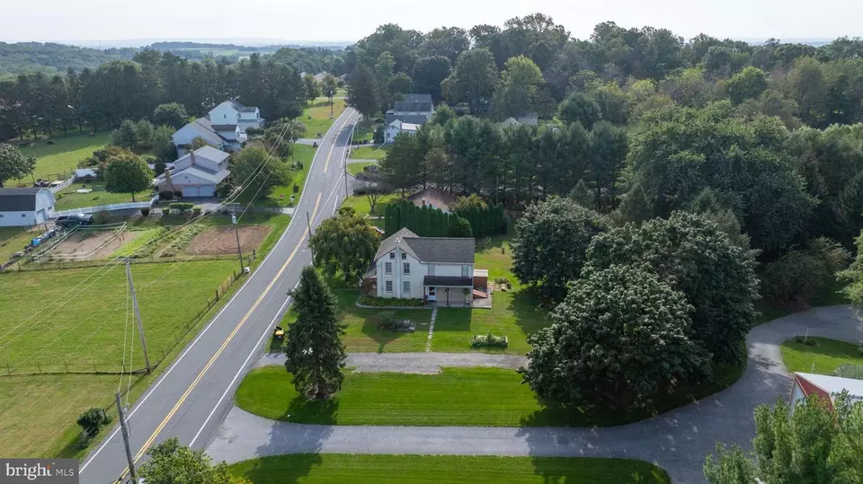 View/Area - 618 Owl Hill Rd, Lititz, PA 17543 photo 3 of 8