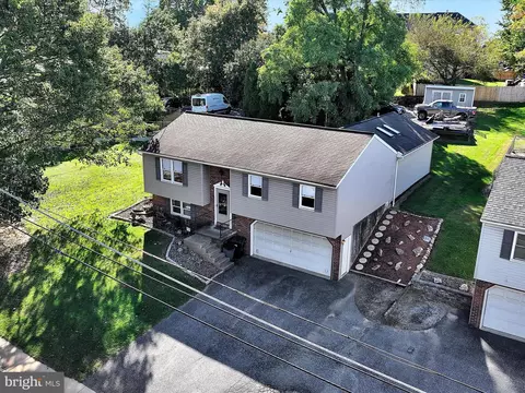 2032 Main St, Lititz, PA 17543