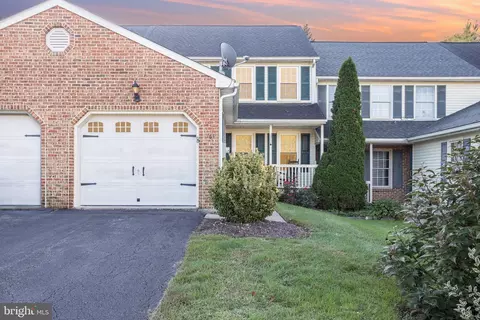1763 Betz Farm Dr, Lancaster, PA 17603