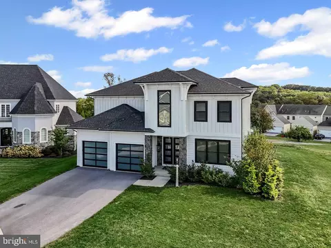 3013 Morning Thistle Ct, East Petersburg, PA 17520