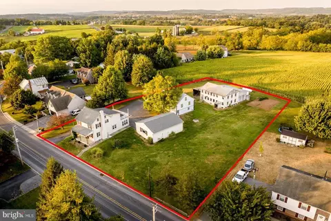 412 Linden St, East Earl, PA 17519