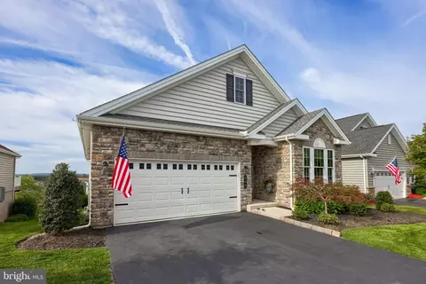 600 Allegiance Dr, Lititz, PA 17543