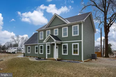520 Woodcrest Ave, Lititz, PA 17543 photo 2