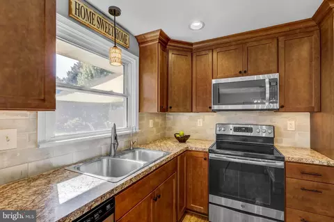 215 Snavely Mill Rd, Lititz, PA 17543 photo 11