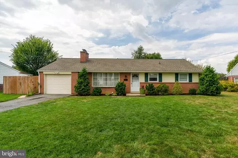 6360 High St, East Petersburg, PA 17520
