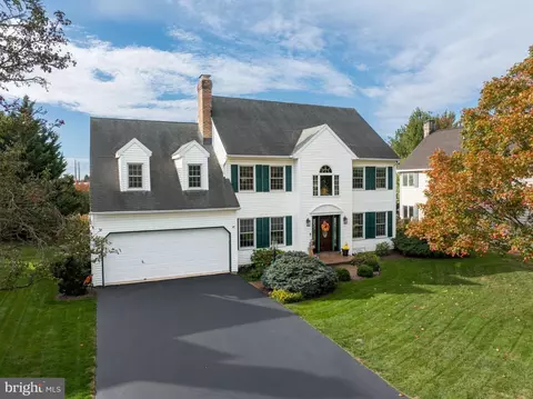 13 Sanderling Dr, Denver, PA 17517