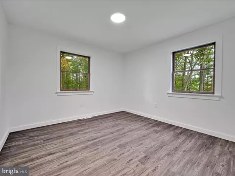 Bedroom - 360 Yummerdall Rd, Lititz, PA 17543 photo 1 of 5