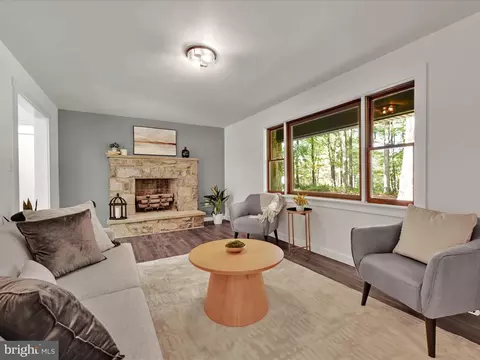 Living - 360 Yummerdall Rd, Lititz, PA 17543 photo 1 of 3