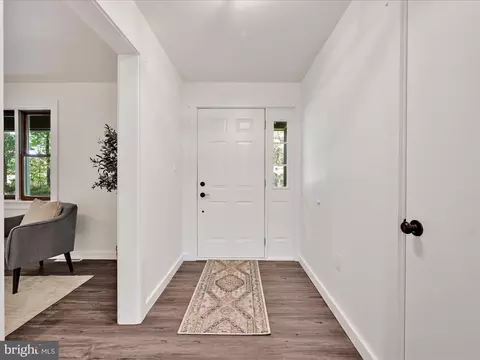Entry Way - 360 Yummerdall Rd, Lititz, PA 17543 photo 1 of 2