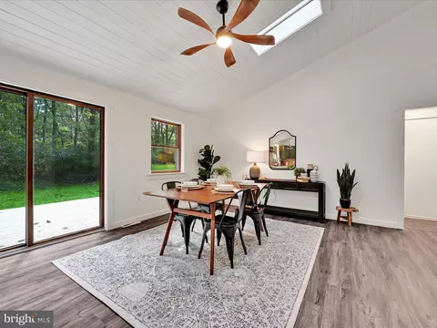 Dining - 360 Yummerdall Rd, Lititz, PA 17543 photo 1 of 2