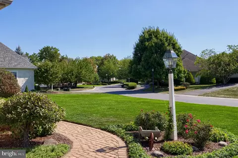 708 Goose Neck Dr, Lititz, PA 17543 photo 5
