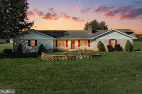 244 Miller, Akron, PA 17501