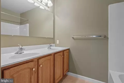 520 Providence Ct, Lititz, PA 17543 photo 33