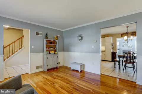 Entry Way - 2 Brookfield Rd, Lititz, PA 17543 photo 1 of 4