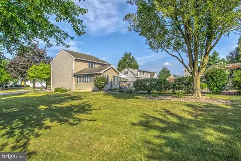 Exterior - 2 Brookfield Rd, Lititz, PA 17543 photo 11 of 11