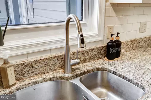 Kitchen - 2 Brookfield Rd, Lititz, PA 17543 photo 6 of 6