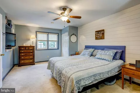 Bedroom - 2 Brookfield Rd, Lititz, PA 17543 photo 1 of 5