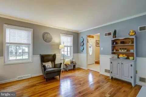 Entry Way - 2 Brookfield Rd, Lititz, PA 17543 photo 2 of 4