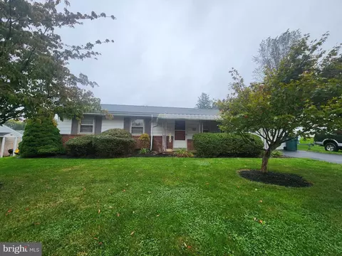 403 S Summit Ave, Quarryville, PA 17566