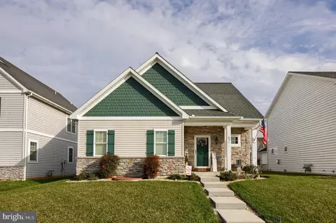 651 Chiswell Pl, Lancaster, PA 17601