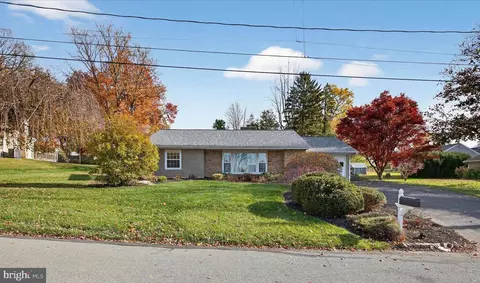 131 Frances Ave, Lancaster, PA 17602