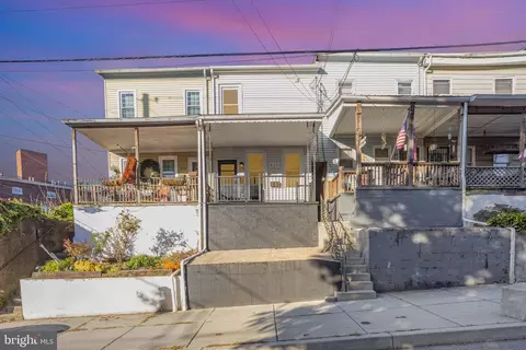 820 Plane St, Columbia, PA 17512