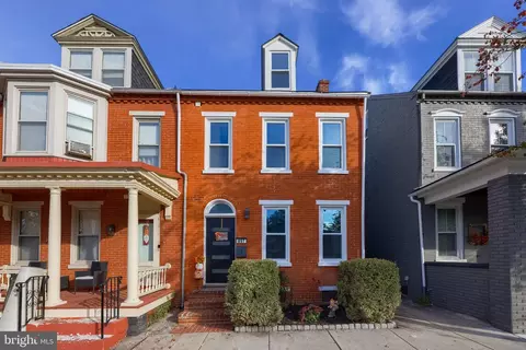 657 W Orange St, Lancaster, PA 17603